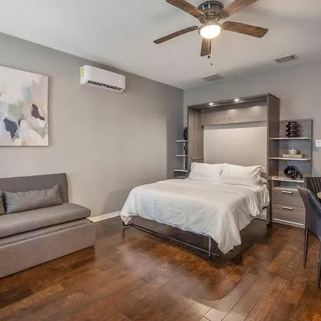 Palmer Hotel Suite Retreat In The Heart Of Houston Exterior photo